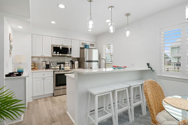 706 - 706 Lauderdale Dr, Condo with 2 bedrooms, 2 bathrooms and null parking in Rockport TX | Image 18