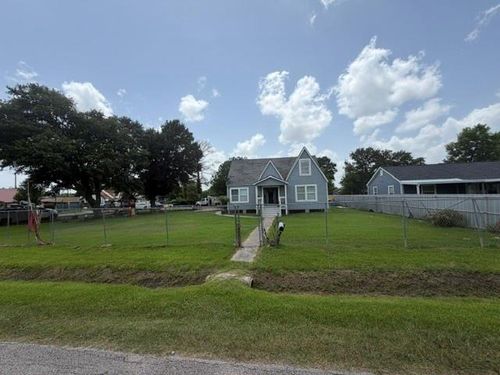 1116 Forest Oaks Dr, Houston, TX, 77017-5536 | Card Image