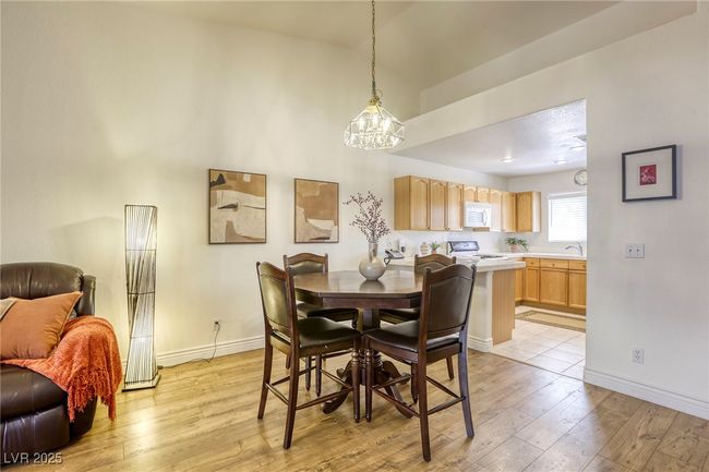 UNIT-203 - 10553 Pine Pointe Ave, Condo with 2 bedrooms, 2 bathrooms and null parking in Las Vegas NV | Image 7