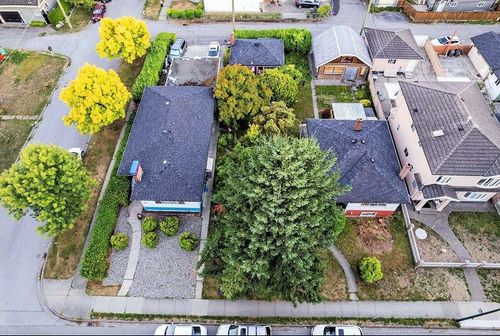 1280 E 33rd Ave, Vancouver, BC, V5V3B6 | Card Image