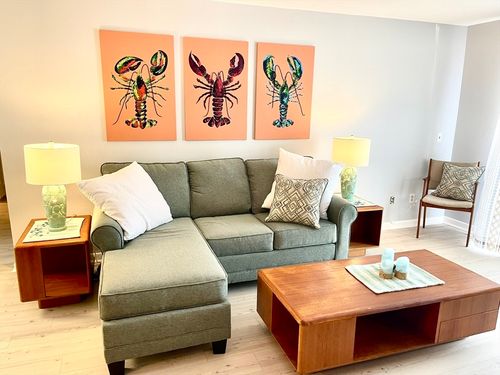 apt-4-44 Lexington Ave, Gloucester, MA, 01930-3929 | Card Image