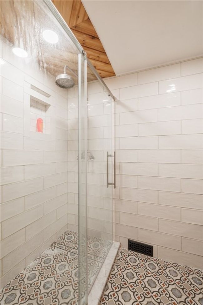 7681 State Route 5 And 20, House other with 4 bedrooms, 2 bathrooms and null parking in Bloomfield NY | Image 20
