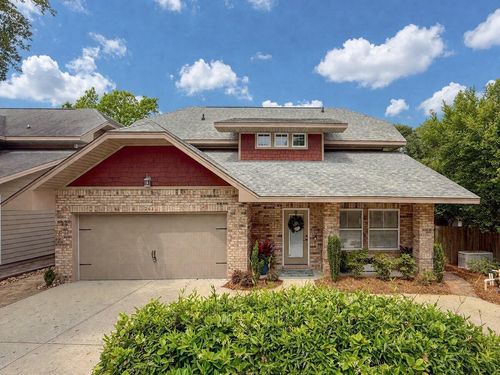 202 Alconese Ave Se, Fort Walton Beach, FL, 32548-5825 | Card Image