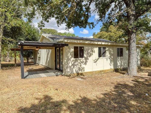 176 Lacy Dr, Elgin, TX, 78621-9571 | Card Image