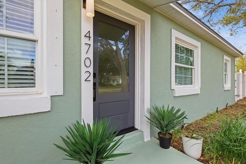 4702 W Bay View Ave, TAMPA, FL, 33611-1130 | Card Image