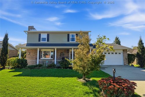 207 Sunset Dr, Hurricane, WV, 25526-9234 | Card Image