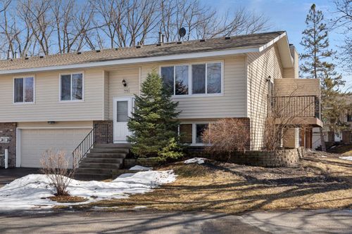 546 98th Ave Ne, Blaine, MN, 55434-1353 | Card Image