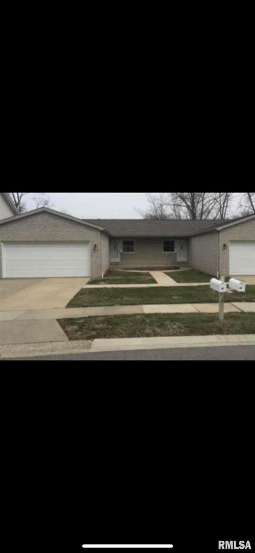 83 Marchelle Ave, Springfield, IL, 62702-1516 | Card Image