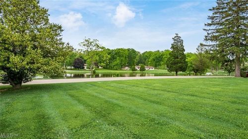 40 Lakeview Drive, Zanesville, OH, 43701 | Card Image