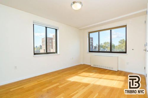 2-31-10 23rd St, Astoria, NY, 11106-4586 | Card Image