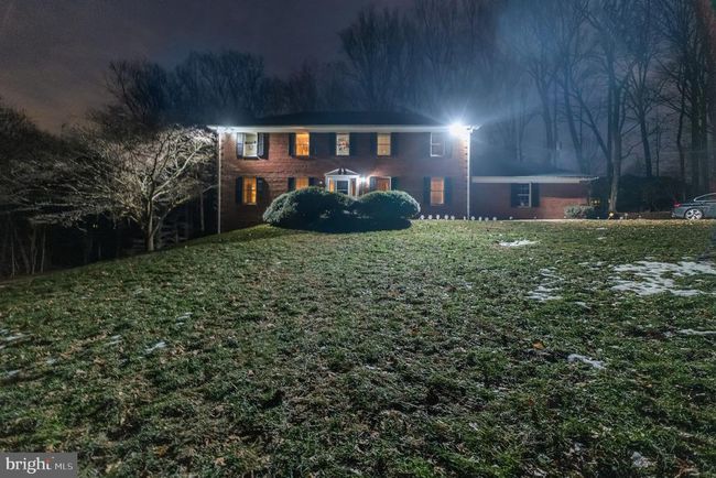 11301 Corobon Ln, House other with 4 bedrooms, 5 bathrooms and null parking in GREAT FALLS VA | Image 25
