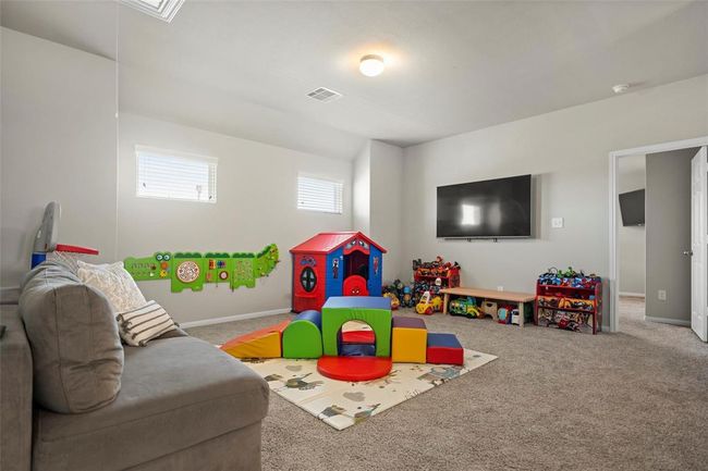 32703 Dew Crest St, House other with 5 bedrooms, 3 bathrooms and 2 parking in Fulshear TX | Image 16