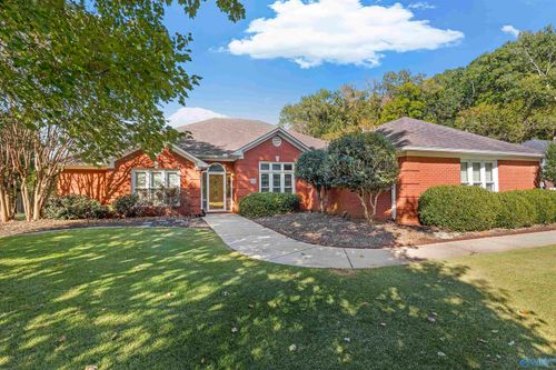 148 Cove Creek Dr, Decatur, AL, 35603-5281 | Card Image