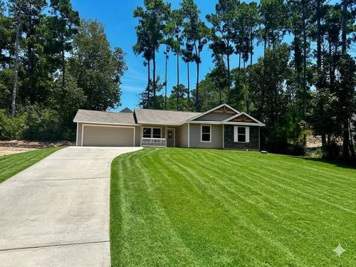 513 Valleyview Dr, Onalaska, TX, 77360-6935 | Card Image