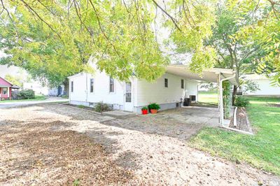 106 S Liberty Street, House other with 3 bedrooms, 1 bathrooms and null parking in Eureka IL | Image 2