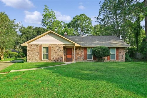 1011 Rue Bordeaux, Slidell, LA, 70458-2211 | Card Image