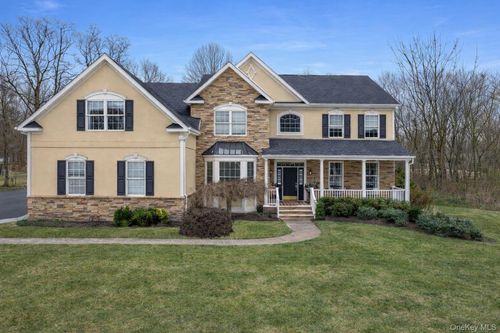 22 Ridgemont Dr, East Fishkill, NY, 12533-8228 | Card Image
