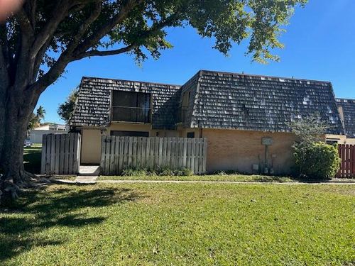 192-192 Lake Arbor Dr, Palm Springs, FL, 33461-2143 | Card Image