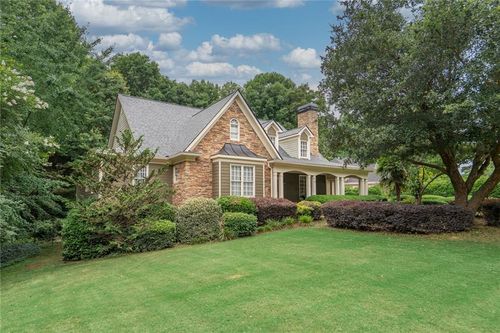 543A Sterling Water Dr, Monroe, GA, 30655-7705 | Card Image