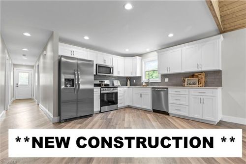 156 Parsons Rd, North Wilkesboro, NC, 28659-7128 | Card Image