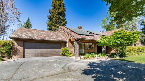 2063 W Barstow Ave, Fresno, CA, 93711-2802 | Card Image