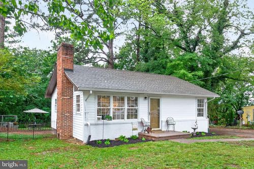 415 S Main St, GORDONSVILLE, VA, 22942-9149 | Card Image