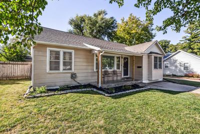 View of front of property with a front lawn | Image 2