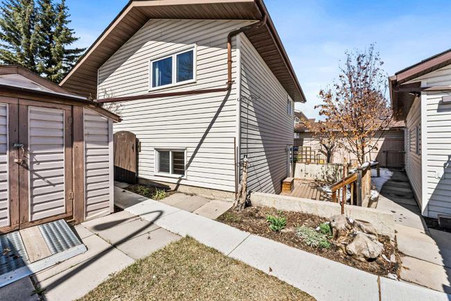 103 Silvergrove Place Nw, Home with 3 bedrooms, 1 bathrooms and 5 parking in Calgary AB | Image 27