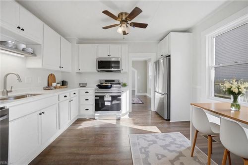 2629 Greenwood Dr, Portsmouth, VA, 23702-1609 | Card Image