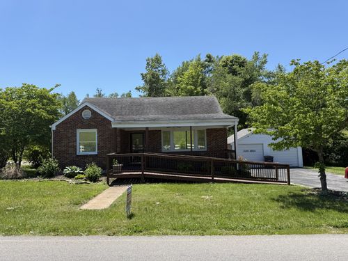 583 Brattontown Cir, Lafayette, TN, 37083-2628 | Card Image