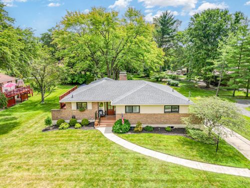 10470 Storybook Dr, Montgomery, OH, 45242-4942 | Card Image