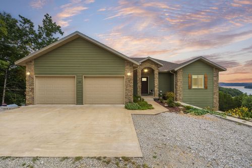 64 Ridgemont Cir, Branson West, MO, 65737-7580 | Card Image