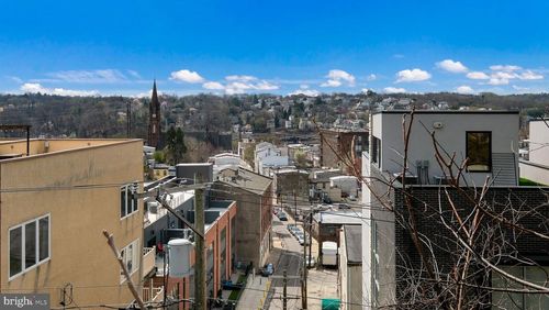 257 Krams Ave, PHILADELPHIA, PA, 19128-4748 | Card Image