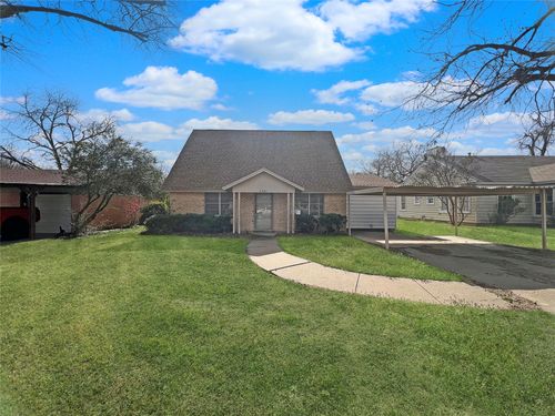 2301 Berkley St, Brownwood, TX, 76801-4880 | Card Image