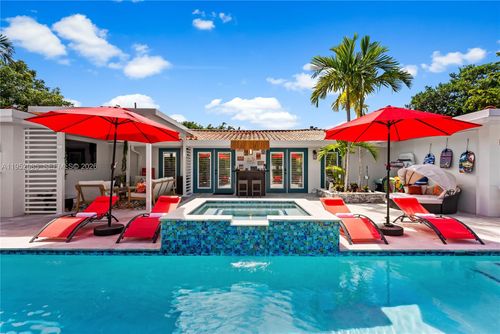 2600 Ne 15th St, Fort Lauderdale, FL, 33304-1562 | Card Image