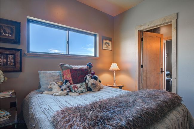 11762 Gooch Hill Rd, House other with 3 bedrooms, 3 bathrooms and null parking in Gallatin Gateway MT | Image 15