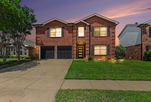 9065 Blue Ridge Trl, Fort Worth, TX, 76118-7336 | Card Image