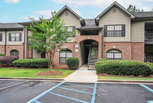 303-303 Sterling Oaks Dr, HOOVER, AL, 35244-2030 | Card Image