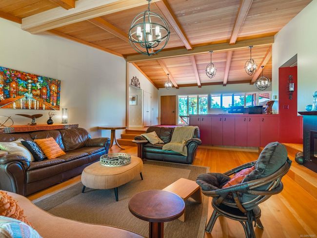 410 17 Th Ave, House other with 4 bedrooms, 5 bathrooms and 4 parking in Sointula BC | Image 28