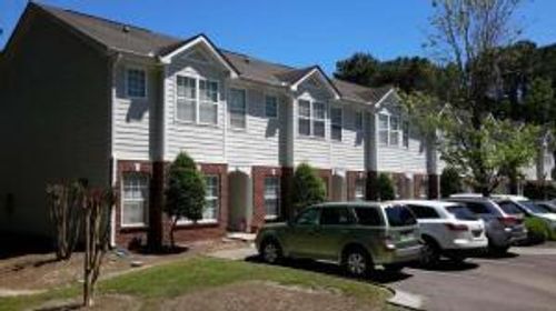 b-945 E Estates Boulevard, Charleston, SC, 29414 | Card Image