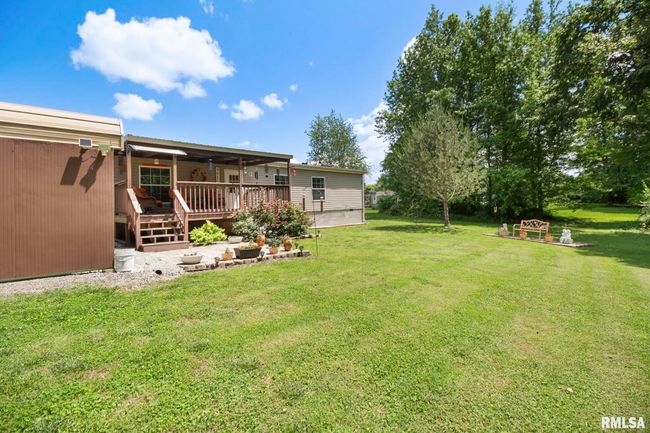 205 Sassie Ln, House other with 3 bedrooms, 2 bathrooms and null parking in Herrin IL | Image 23