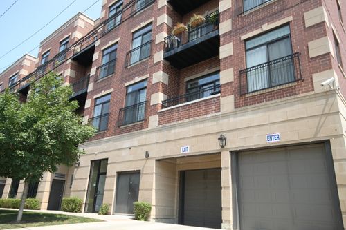 410-4651 Greenview Ave, Chicago, IL, 60640-7944 | Card Image