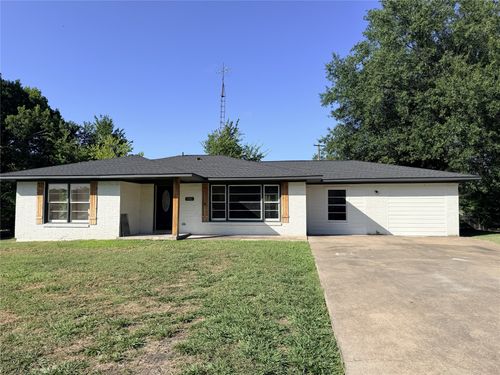 2922 College Cir, Corsicana, TX, 75110-3953 | Card Image