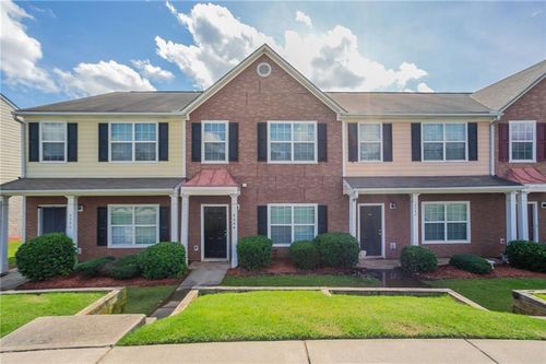 4544 Parkview Sq, Atlanta, GA, 30349-9408 | Card Image