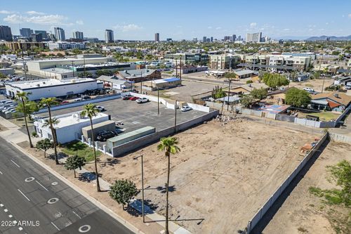 19-and-20-1426 E Washington St, Phoenix, AZ, 85034-1106 | Card Image