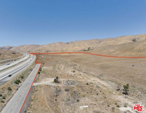47330 Zenobia Dr, Lebec, CA, 93243 | Card Image