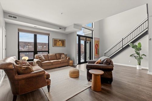 apt-308-9 W Franklin Ave, Minneapolis, MN, 55404-2594 | Card Image