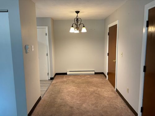 1b-135 Winthrop St, Framingham, MA, 01702-8507 | Card Image