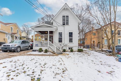 131 N Gifford St, ELGIN, IL, 60120-5837 | Card Image