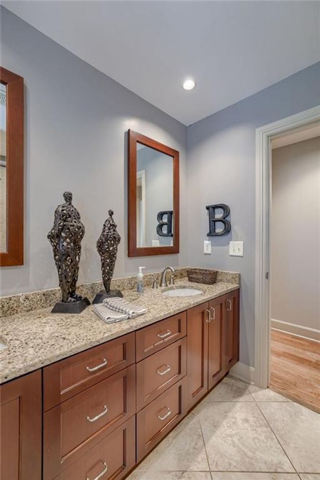 9717 Overbrook Rd, House other with 5 bedrooms, 5 bathrooms and null parking in Leawood KS | Image 29